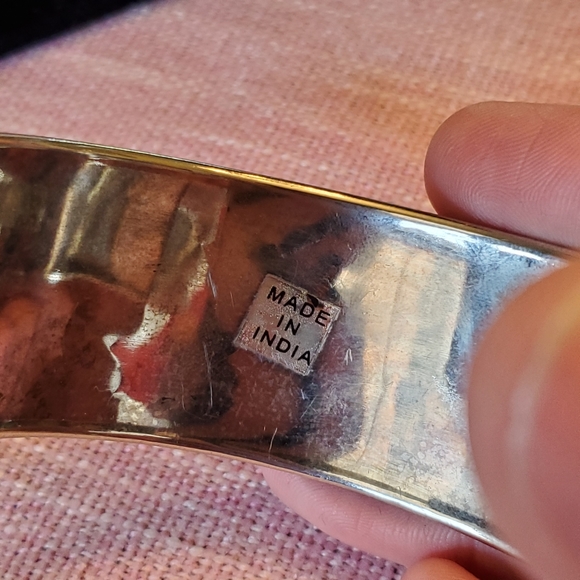 Silver Tone Hand Made in India Ribbed Metal cuff - Picture 3 of 6